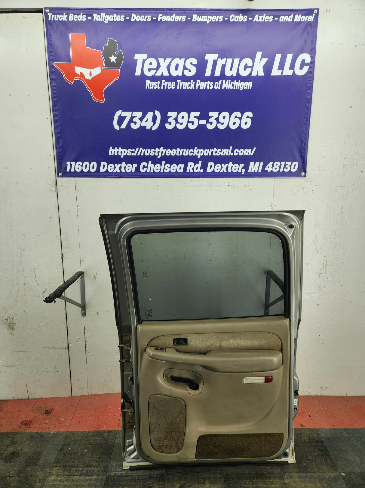 1999-2006 Chevrolet Silverado / GMC Sierra 1500 2500 3500 HD Passenger side Crew Cab rear door