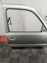 1999-2006 Chevrolet Silverado / GMC Sierra 1500 2500 3500 HD Front Passenger Door RH