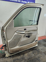 1999-2006 Chevrolet Silverado / GMC Sierra 1500 2500 3500 HD Front Passenger Door RH