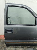 1999-2006 Chevrolet Silverado / GMC Sierra 1500 2500 3500 HD Front Passenger Door RH