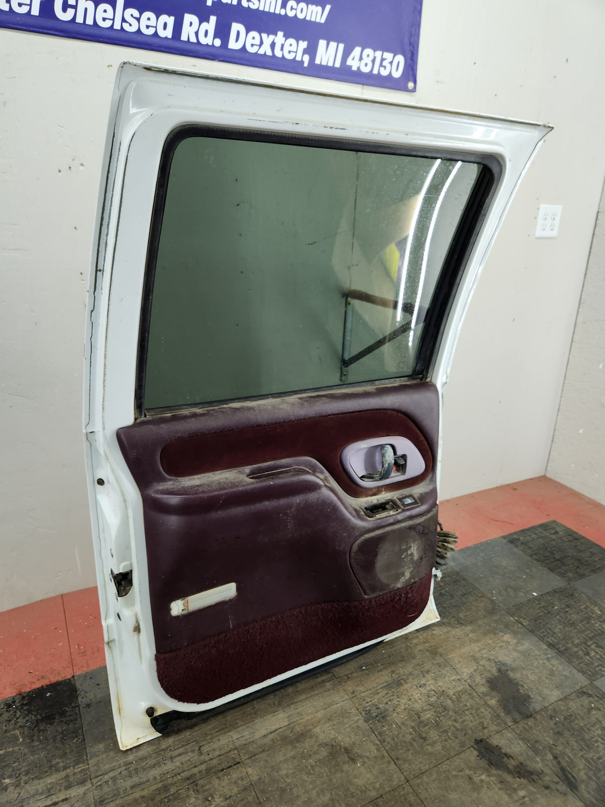 1992-1999 Chevrolet K1500 K2500 K3500 LH Rear Driver Door