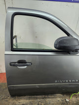 2007-2013 Chevrolet Silverado / GMC Sierra 1500 2500 3500 RH Front Passenger Door