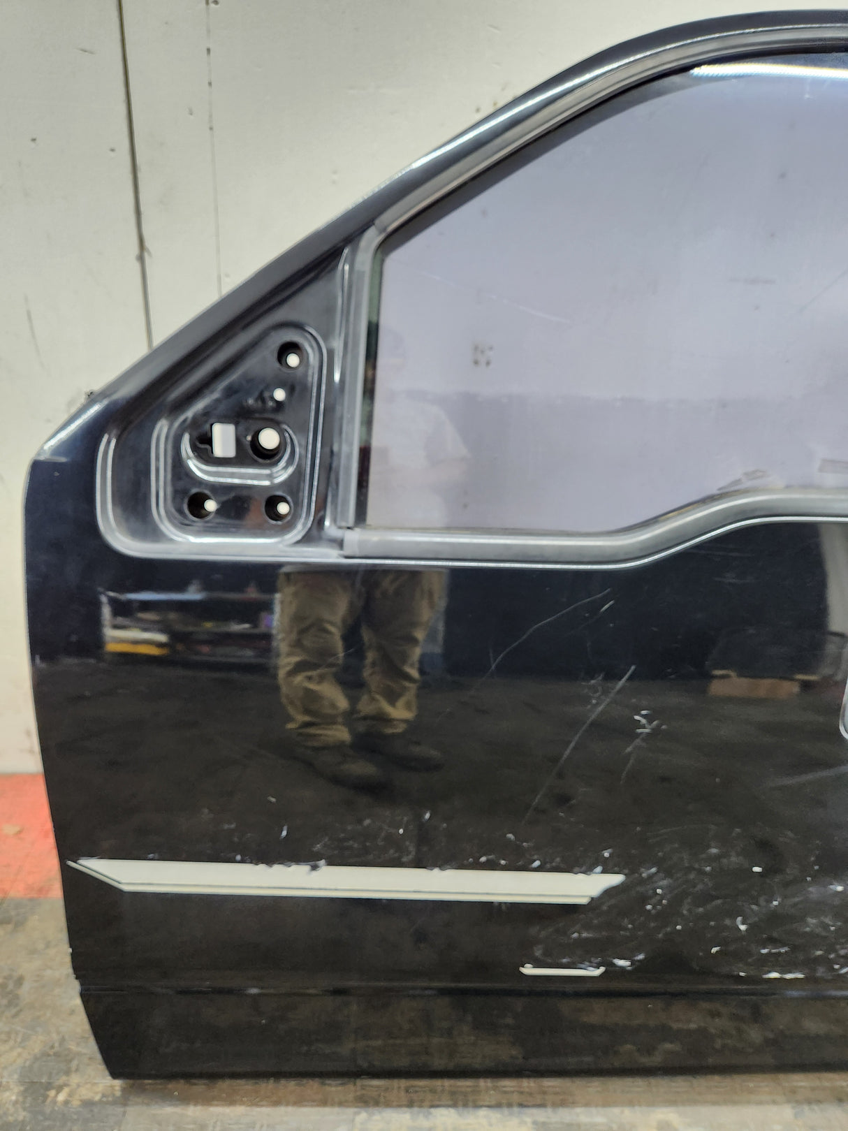 2004-2008 Ford F150 Crew Cab Driver Front Door