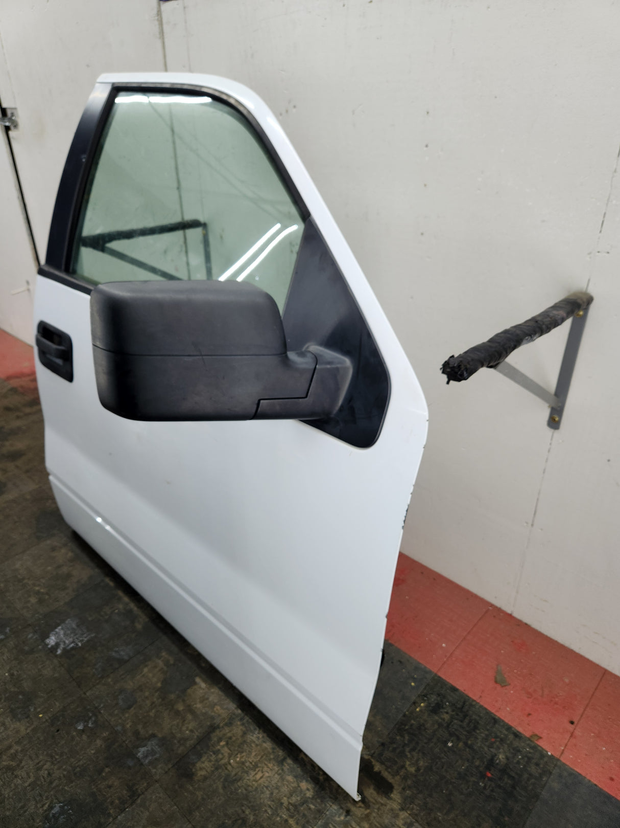 2004-2008 Ford F150 Passenger Front Door