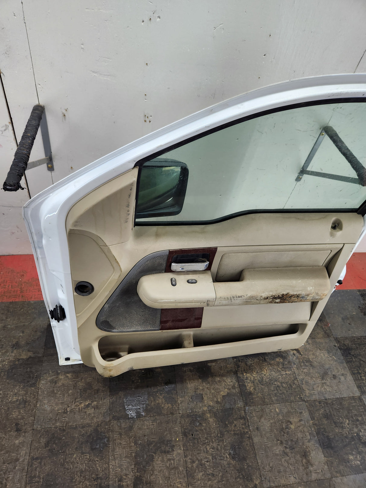 2004-2008 Ford F150 Passenger Front Door