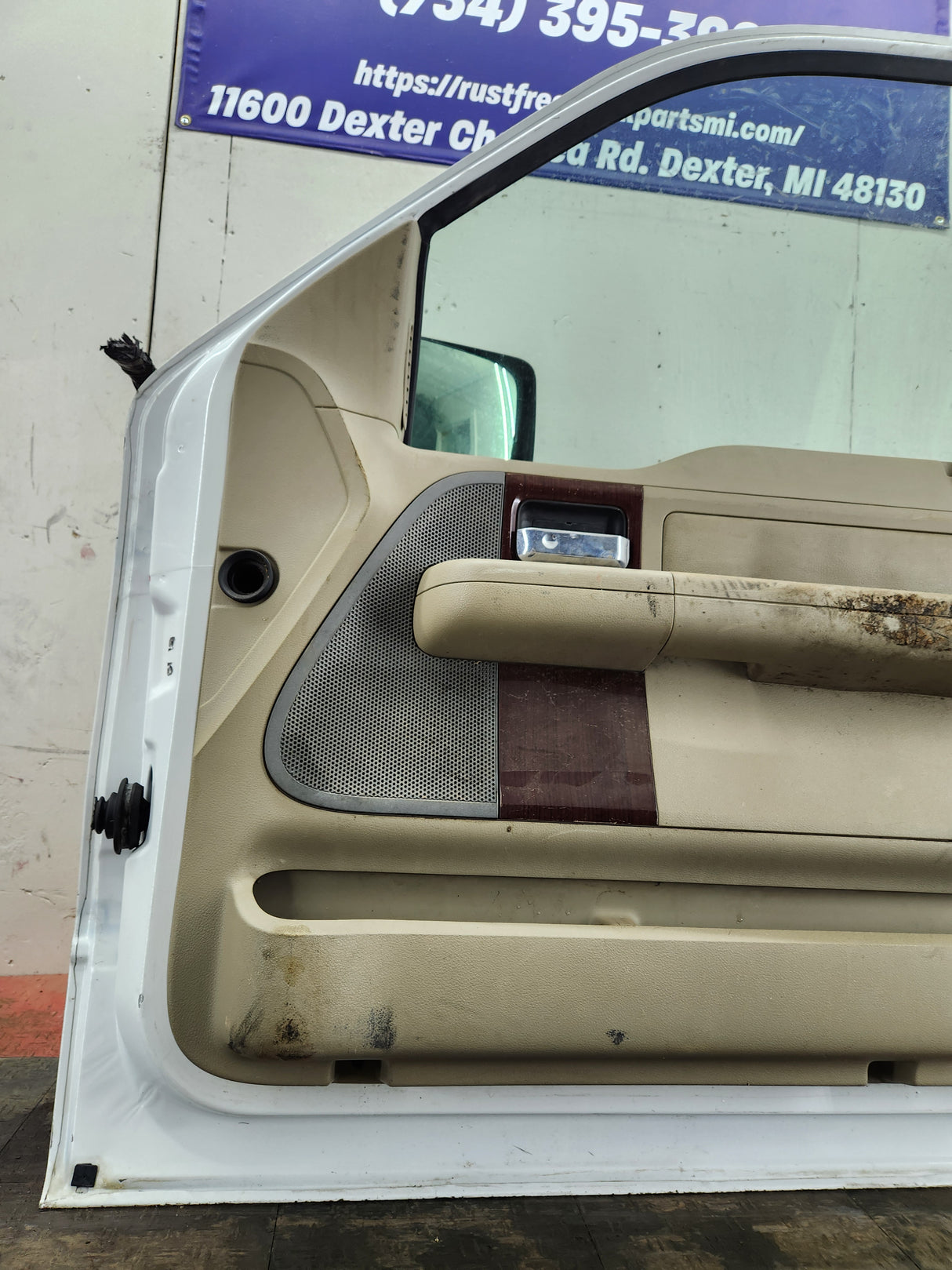 2004-2008 Ford F150 Passenger Front Door