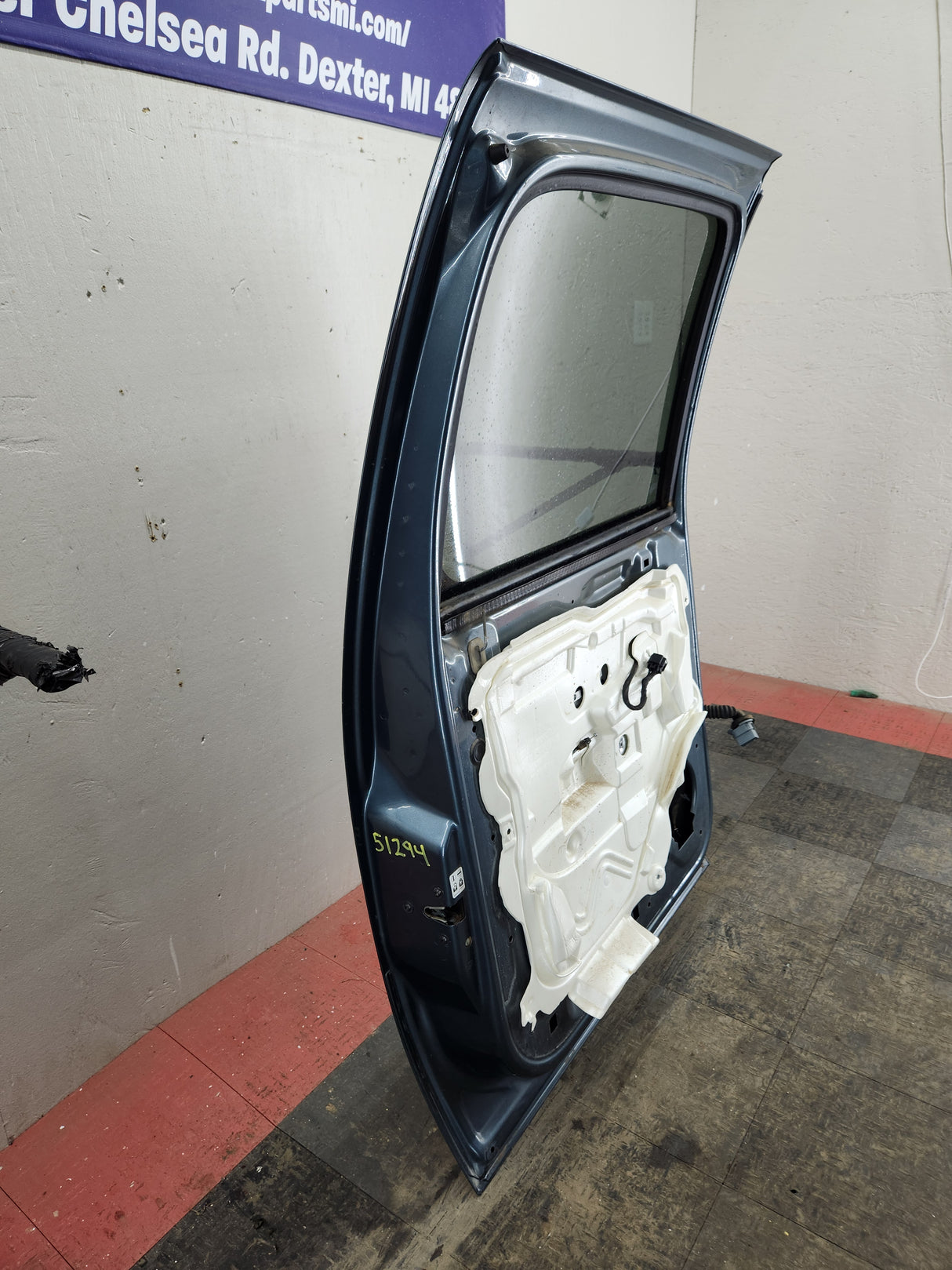 2007-2013 Chevrolet Silverado / GMC Sierra 1500 2500 3500 HD Crew Cab LH Driver Side Rear Door