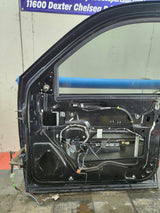 2007-2011 Cadillac Escalade RH Front Passenger Door