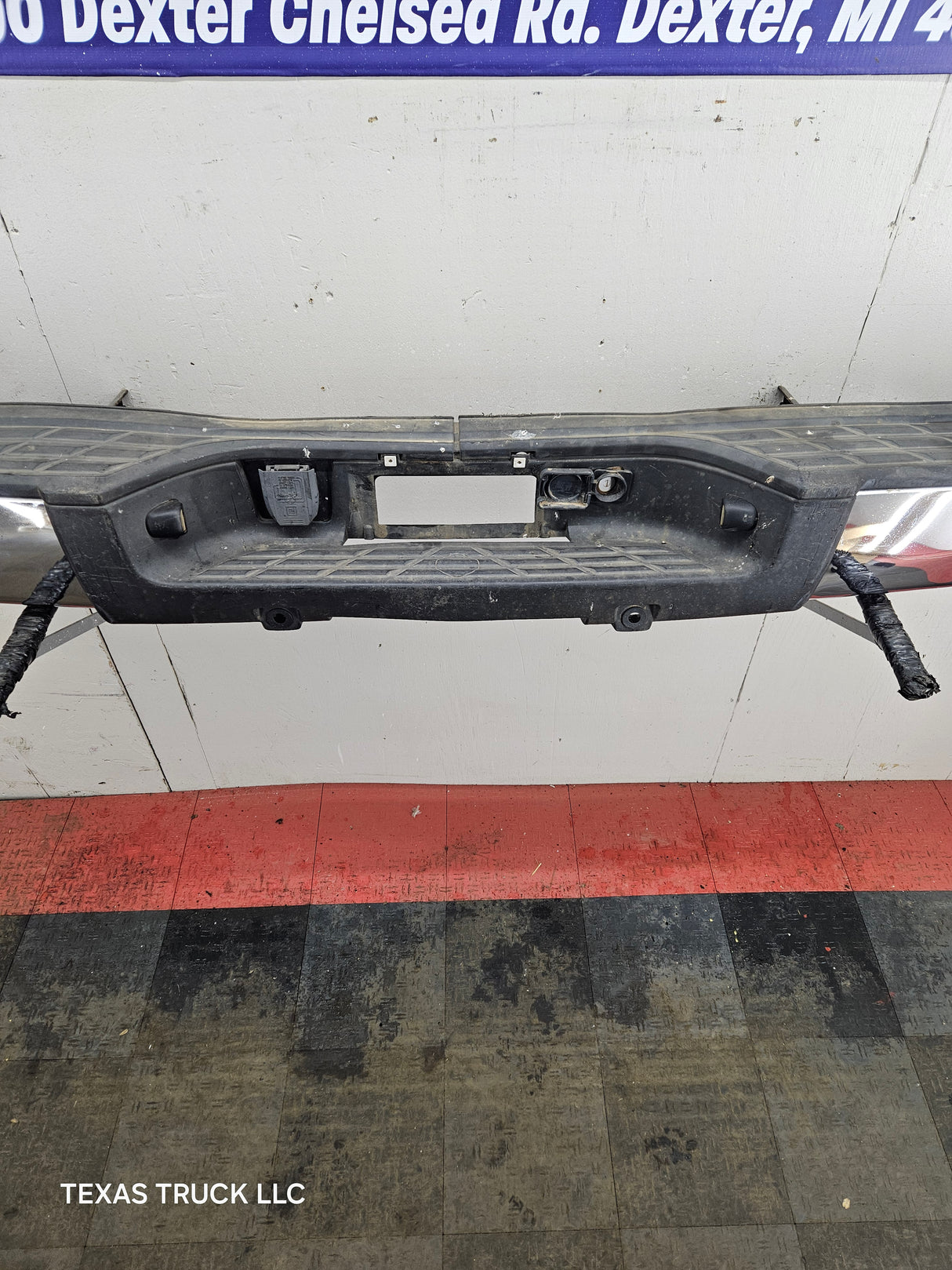 2007-2010 Chevrolet / GMC 2500 3500 HD Rear Bumper