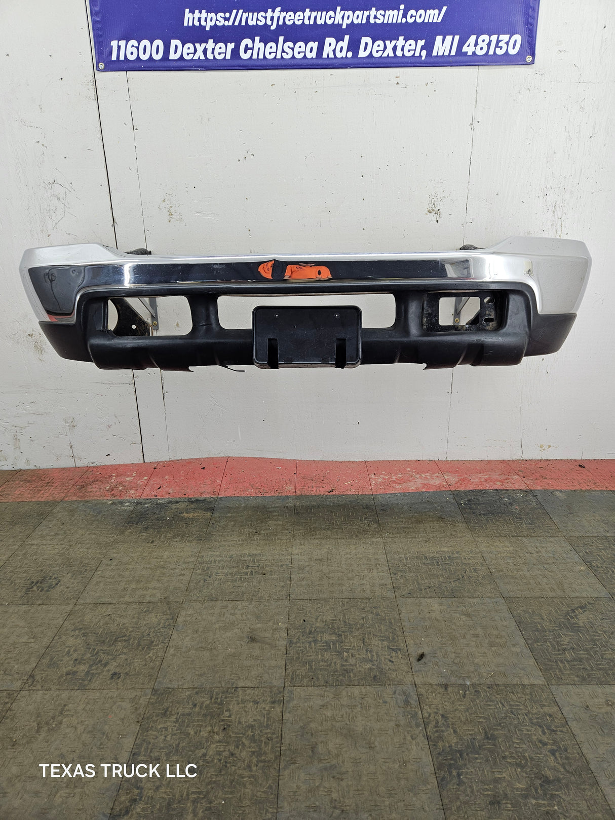 1999-2004 Ford Super Duty F250 F350 F450 F550 Front Bumper