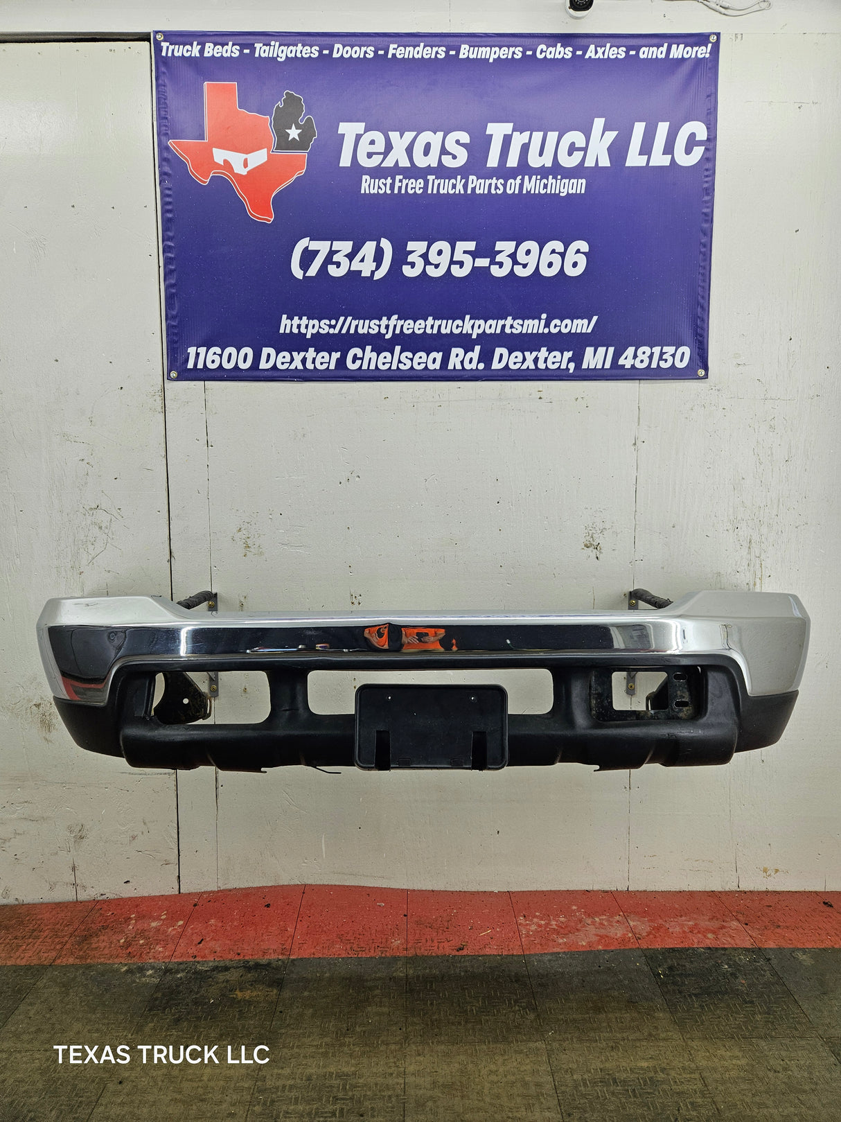 1999-2004 Ford Super Duty F250 F350 F450 F550 Front Bumper