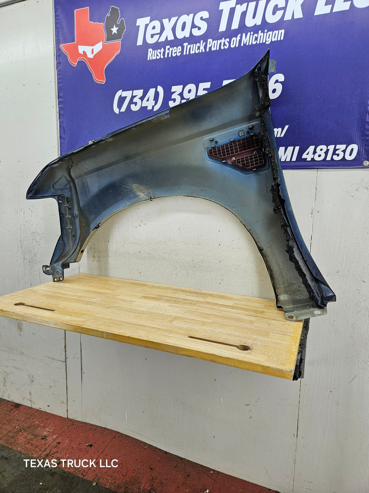 2008-2010 Ford Super Duty F250 F350 RH Passenger Fender