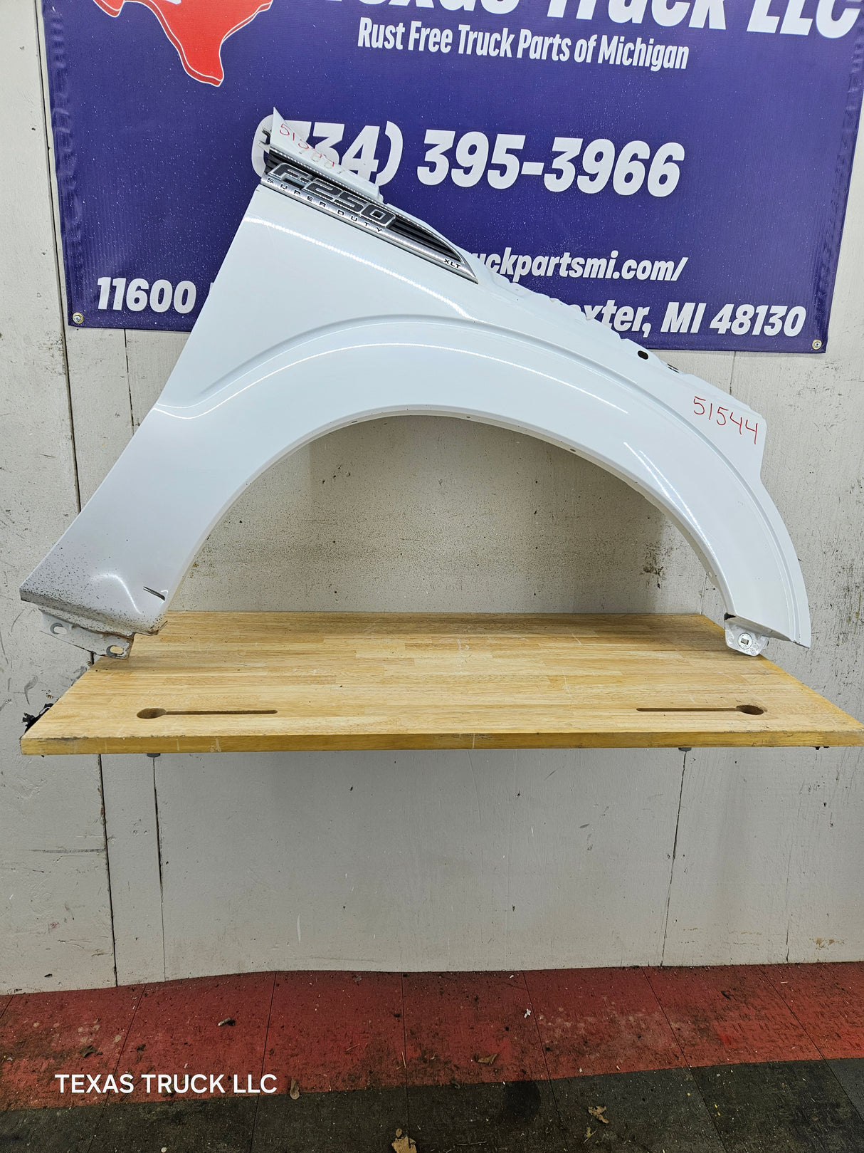 2011-2016 Ford Super Duty F250 F350 RH Passenger Fender