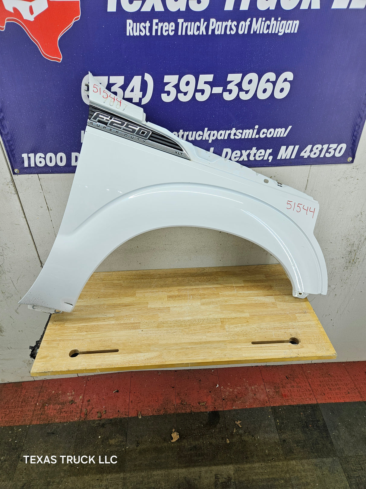 2011-2016 Ford Super Duty F250 F350 RH Passenger Fender