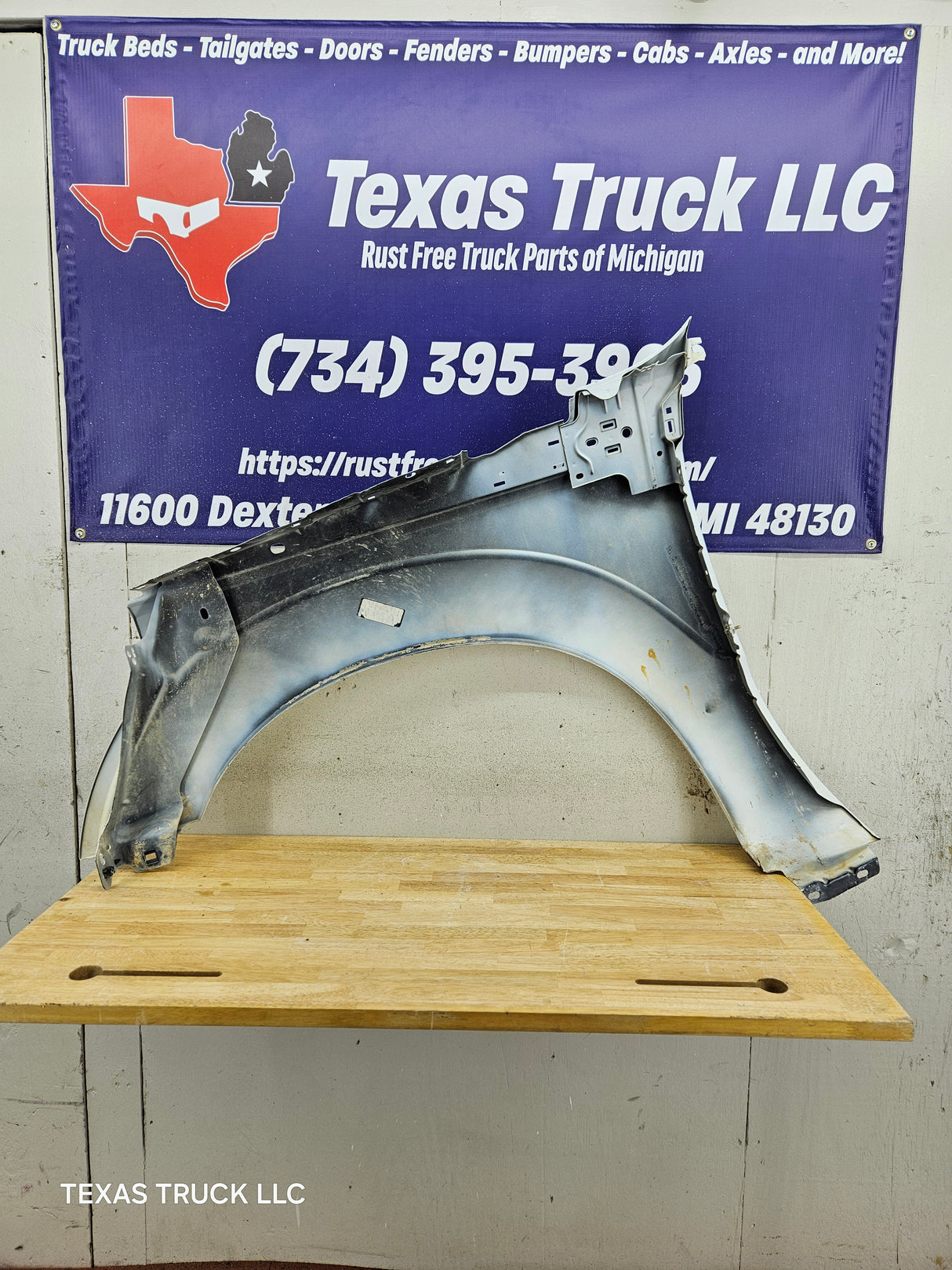 2011-2016 Ford Super Duty F250 F350 RH Passenger Fender