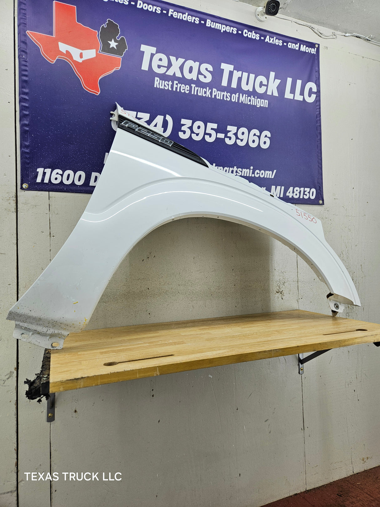 2011-2016 Ford Super Duty F250 F350 RH Passenger Fender