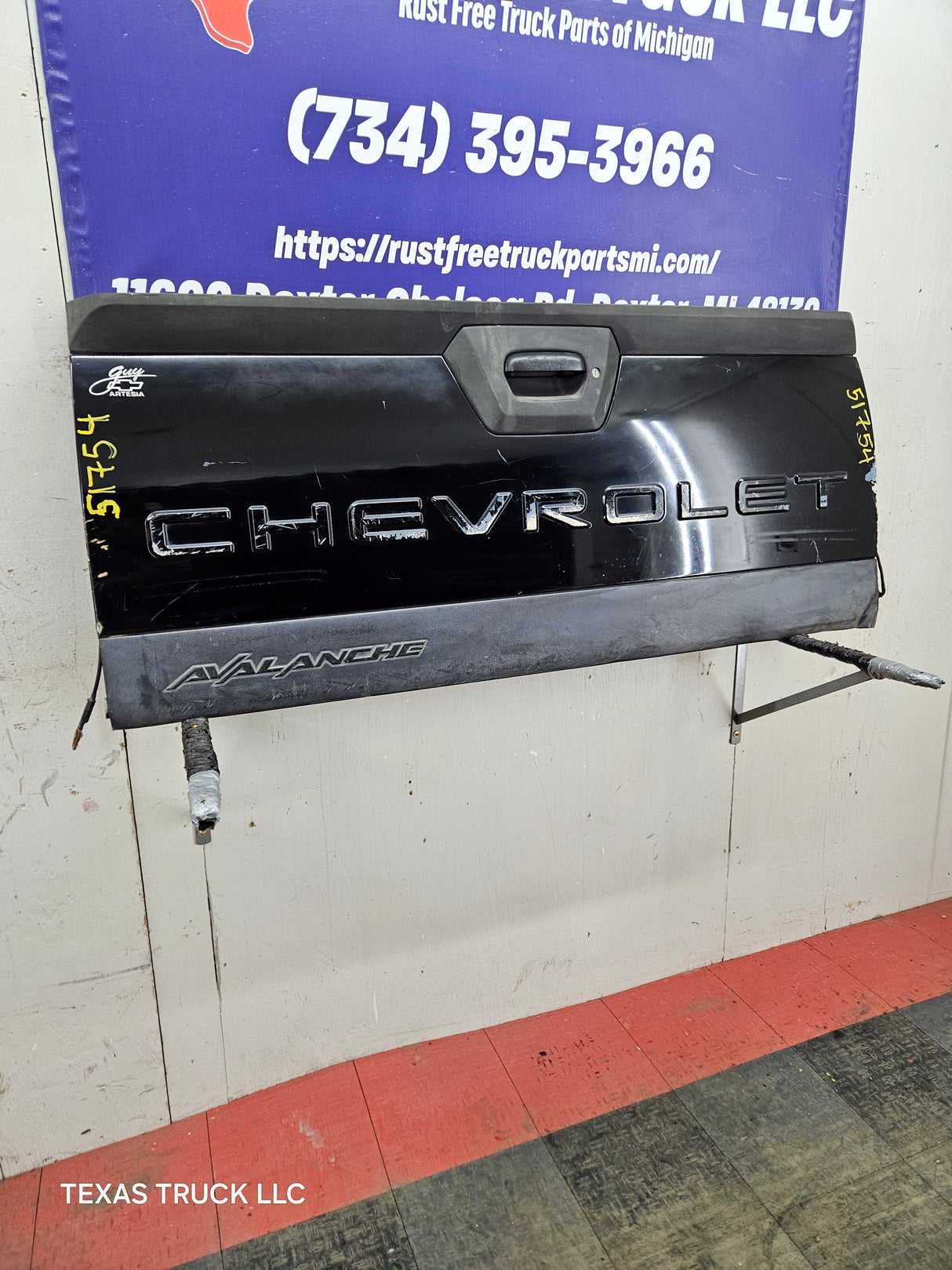 2002-2006 Chevrolet Avalanche 1500 2500 Tailgate