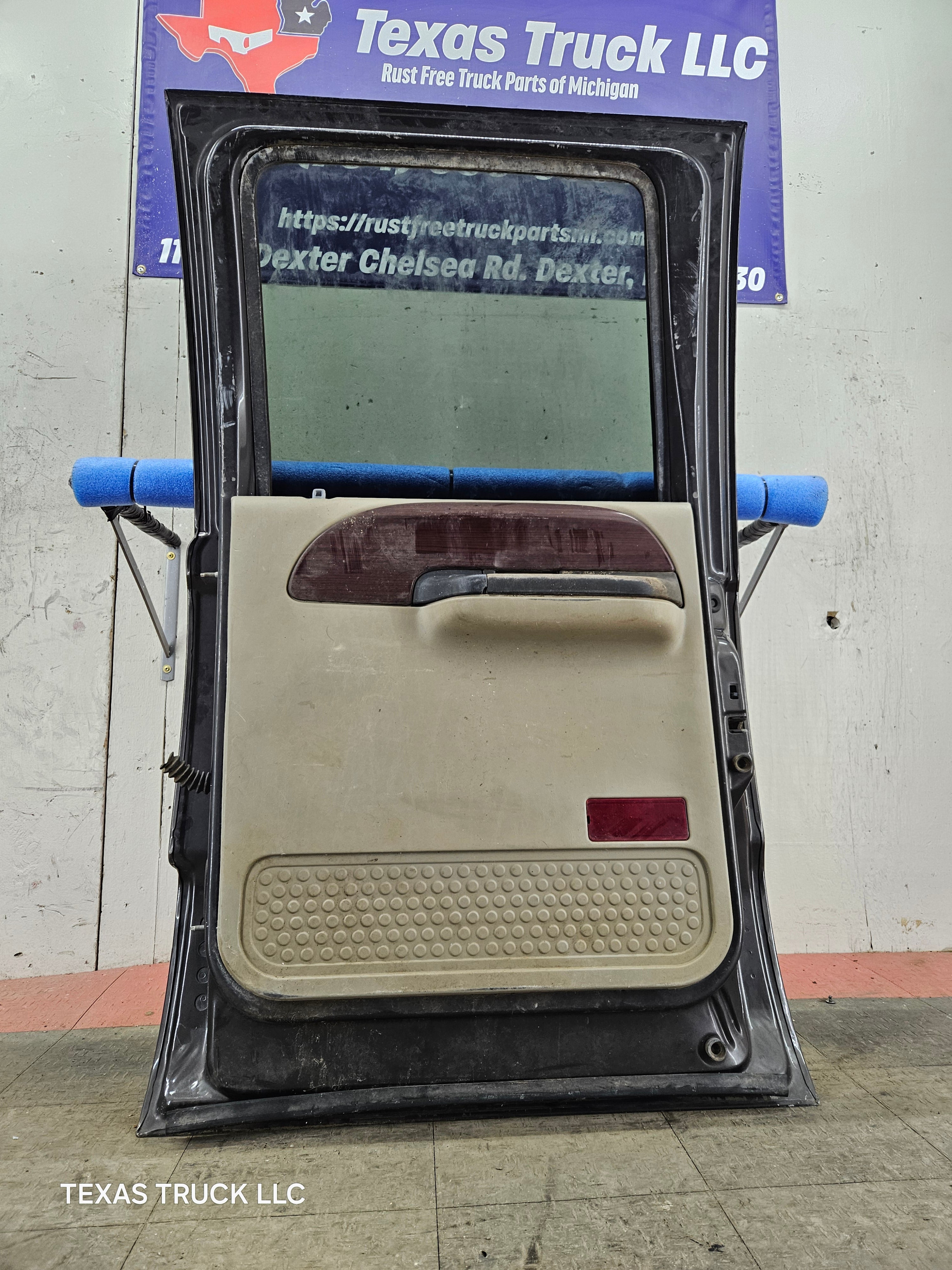 1999-2016 Ford Super Duty Passenger Rear Door RH Crew Cab F250
