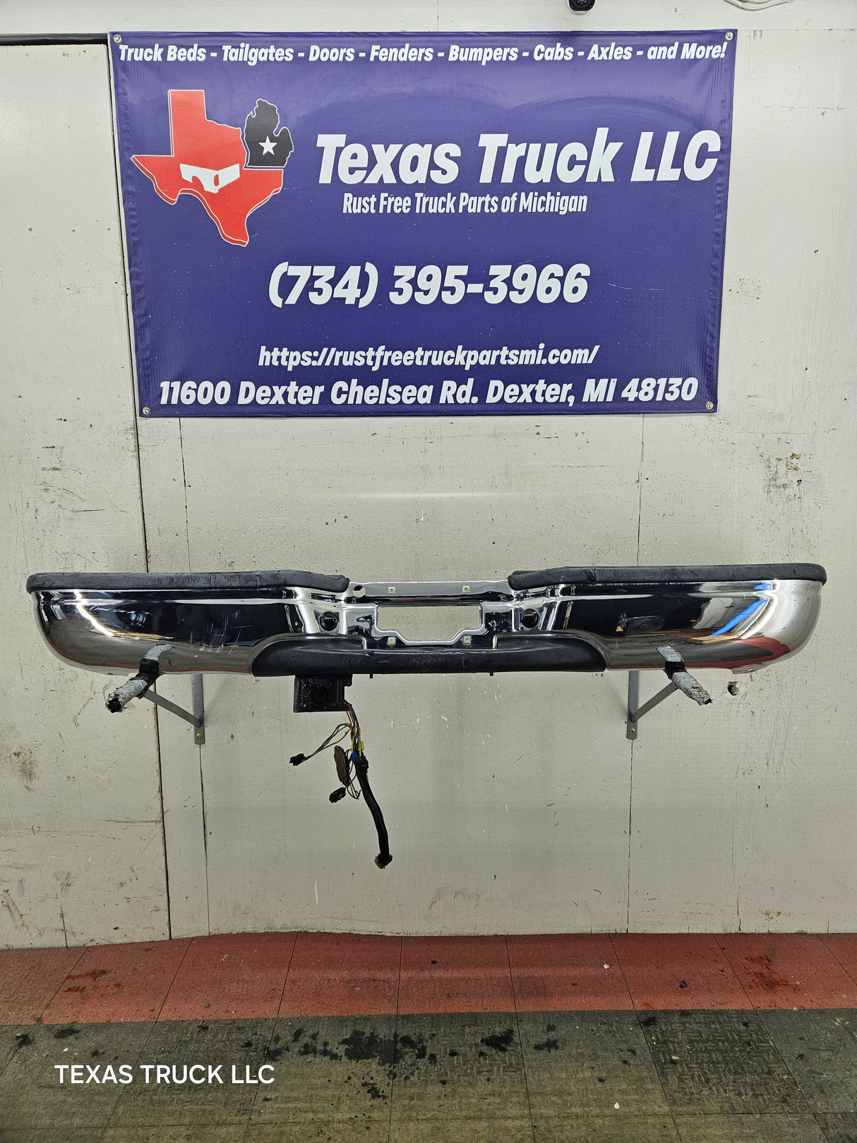 1999-2007 Ford Super Duty F250 F350 F450 F550 Rear Bumper