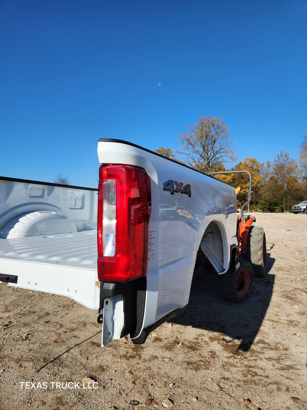 2023-2024 Ford F250 F350 Super Duty 6' 9" Short Truck Bed