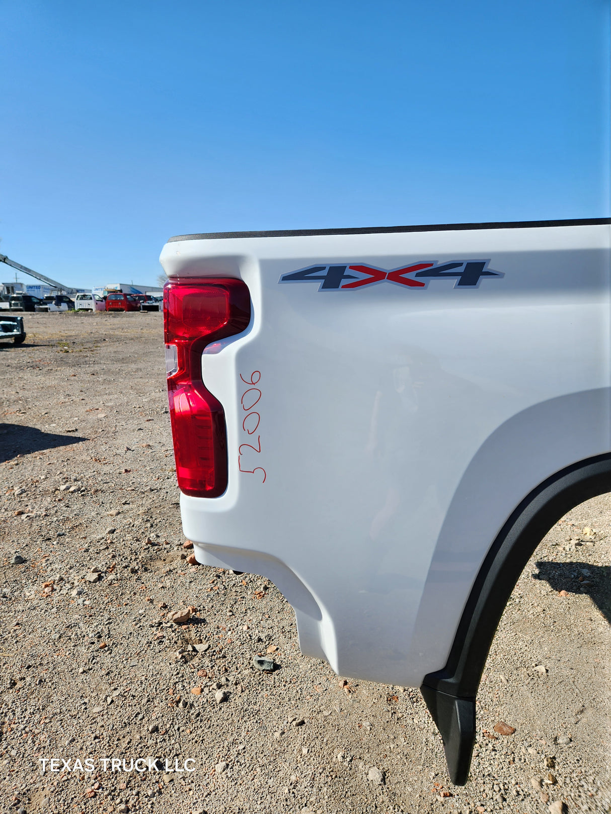 2019-2023 Chevrolet Silverado 2500HD 3500 HD 6' 6" Short Bed