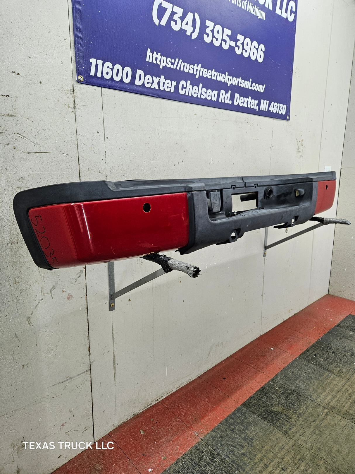 2007-2010 Chevrolet / GMC 2500 3500 HD Rear Bumper