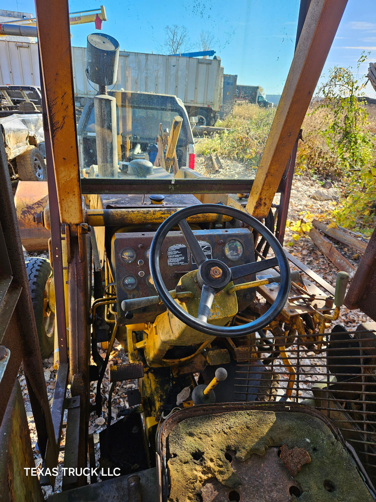 1971-1976 Case 580B Backhoe Construction King - FULL PART OUT