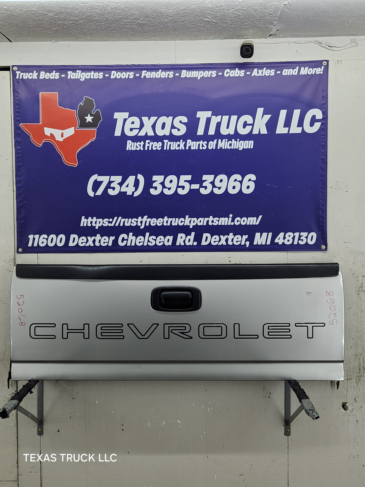 1999-2006 Chevrolet Silverado / GMC Sierra 1500 2500 3500 Tailgate