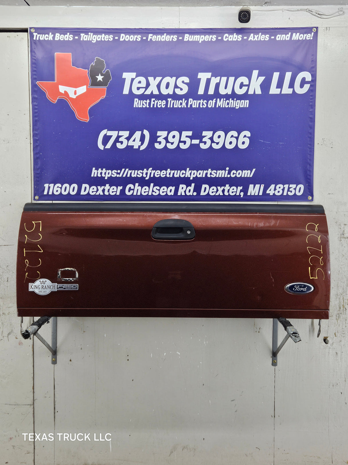 1997-2003 F150 / 1999-2007 Ford F250 F350 F450 F550 Super Duty Tailgate