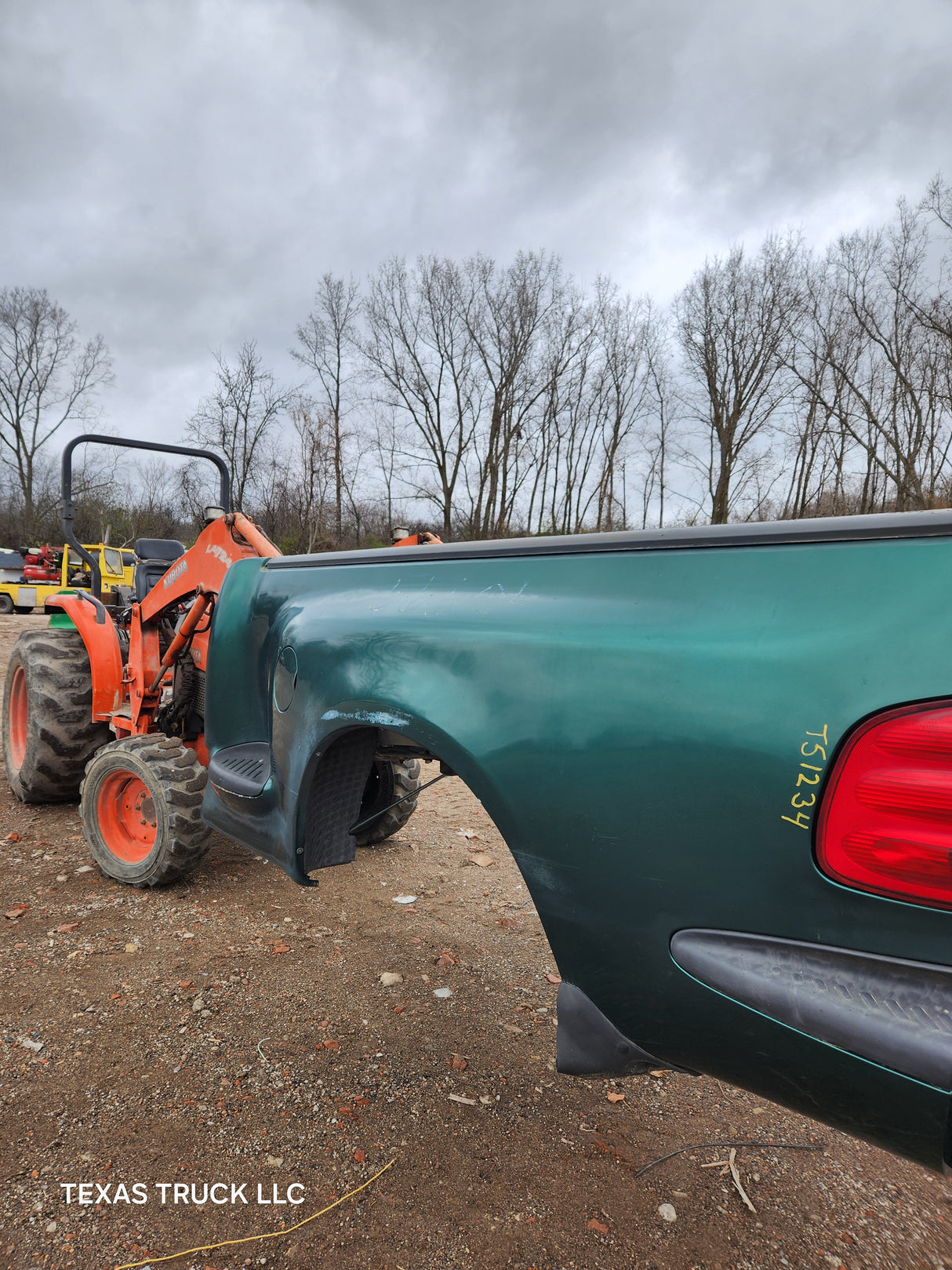 1997-2003 Ford F150 STEP SIDE 6' 6" Short Bed