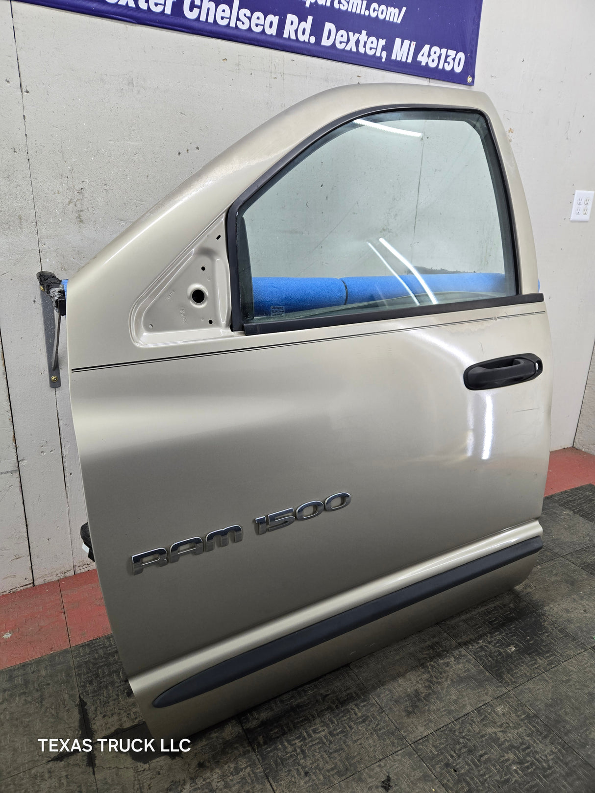 2003-2008 Dodge Ram 3rd Gen Driver Front Quad Cab Door 1500 2500 3500 4500 5500