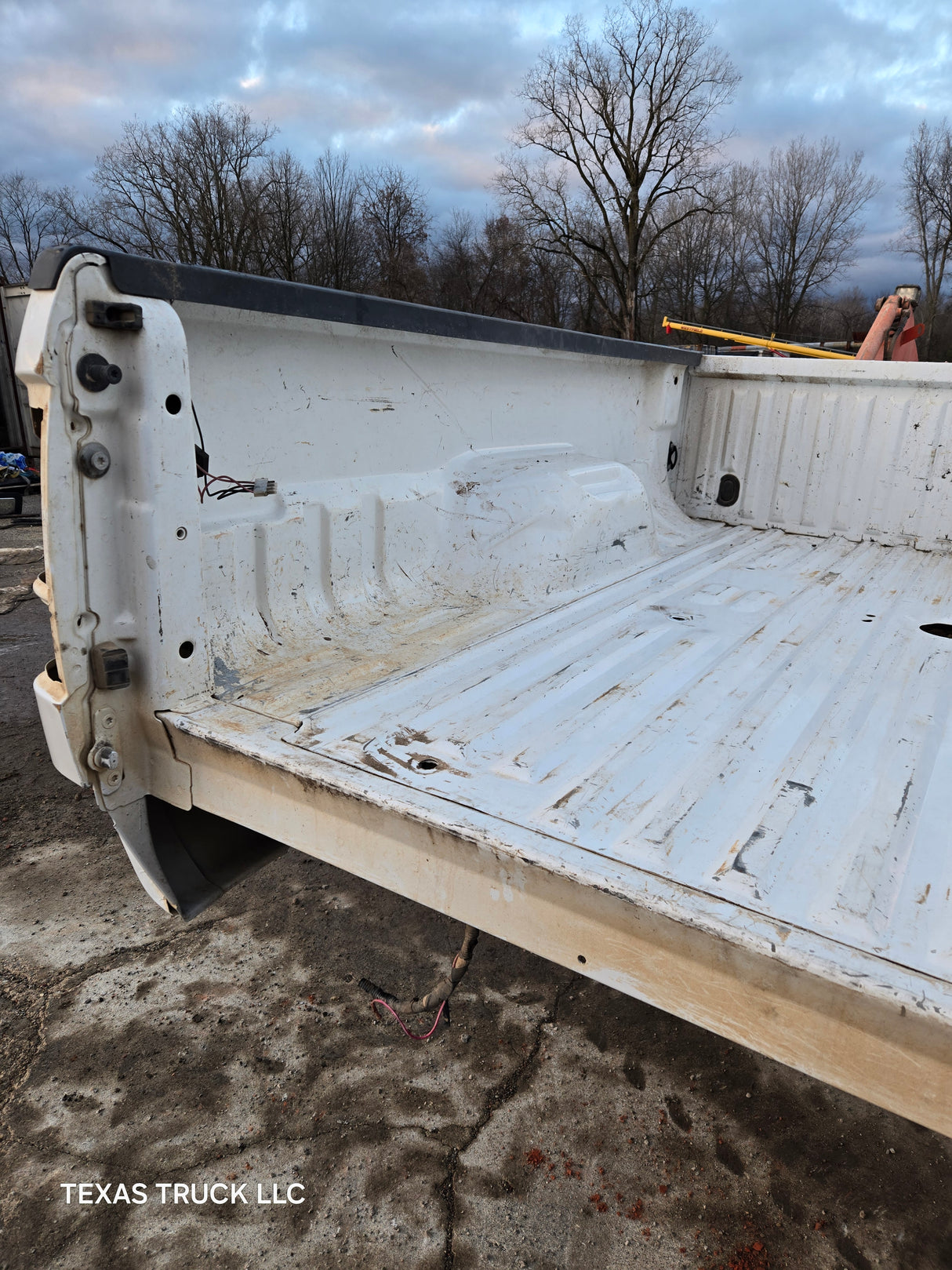 2011-2016 Ford F250 F350 Super Duty 6' 9" Short Bed