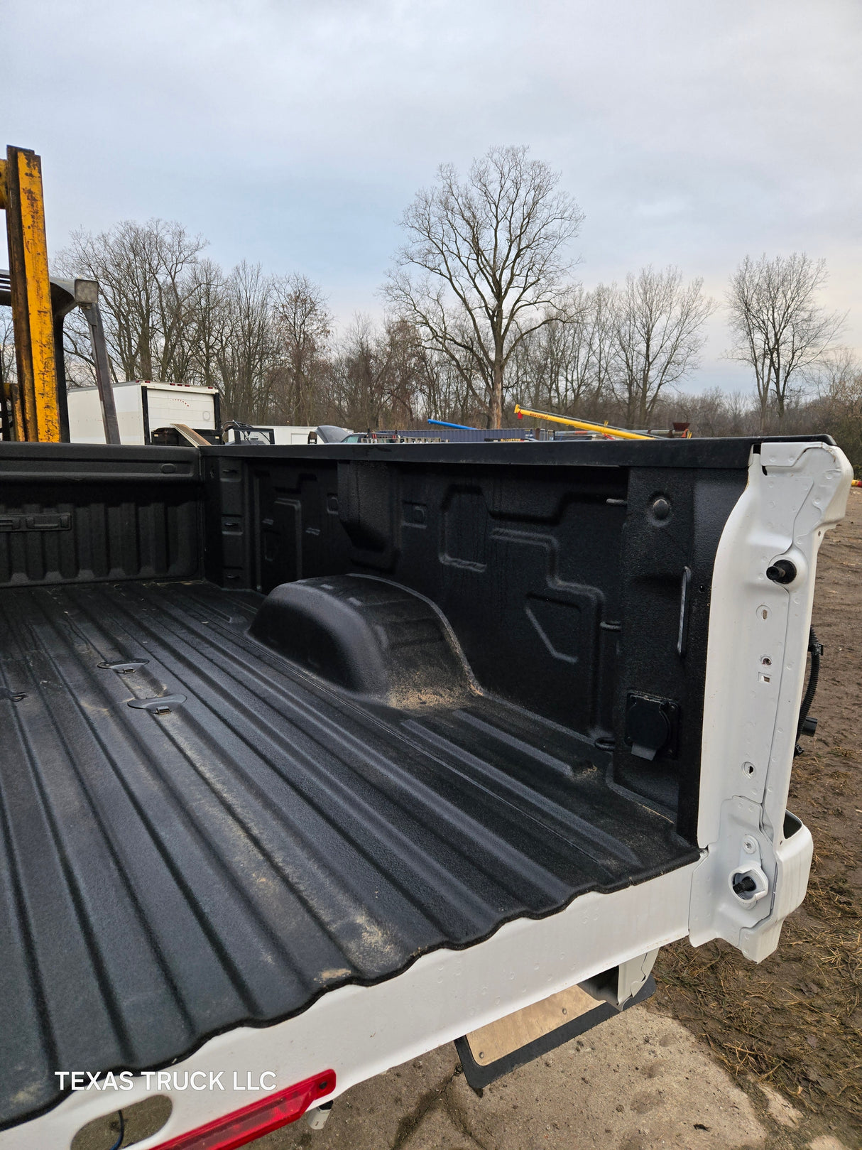 2019-2023 GMC 8' Dually Bed