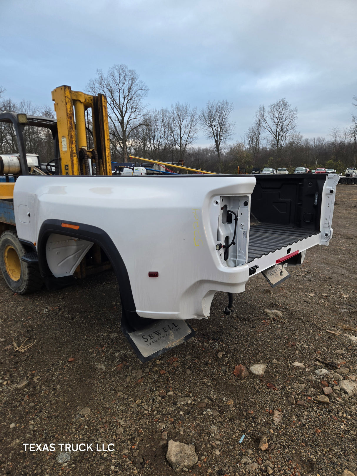 2019-2023 GMC 8' Dually Bed