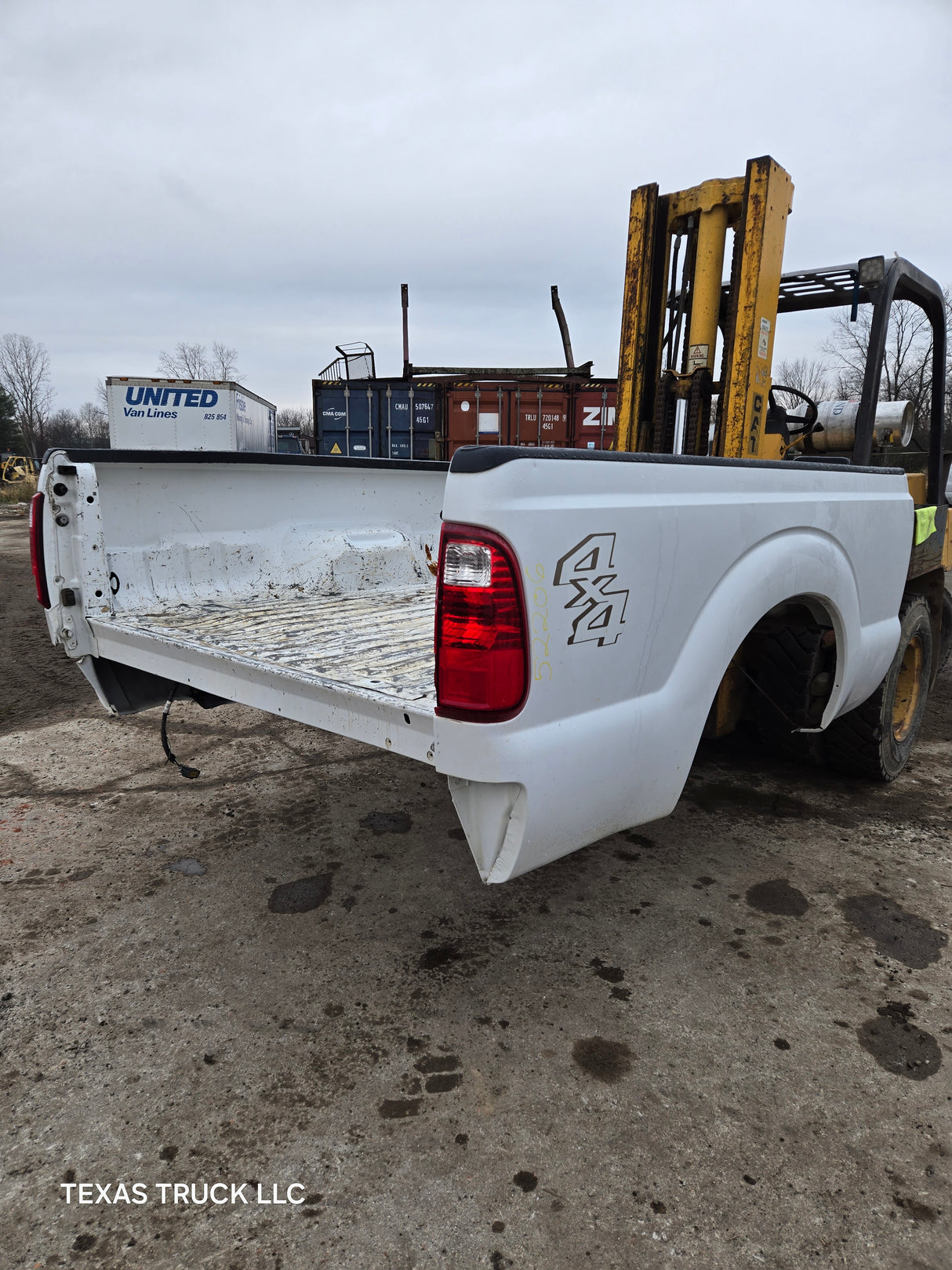 2011-2016 Ford F250 F350 Super Duty 6' 9" Short Bed