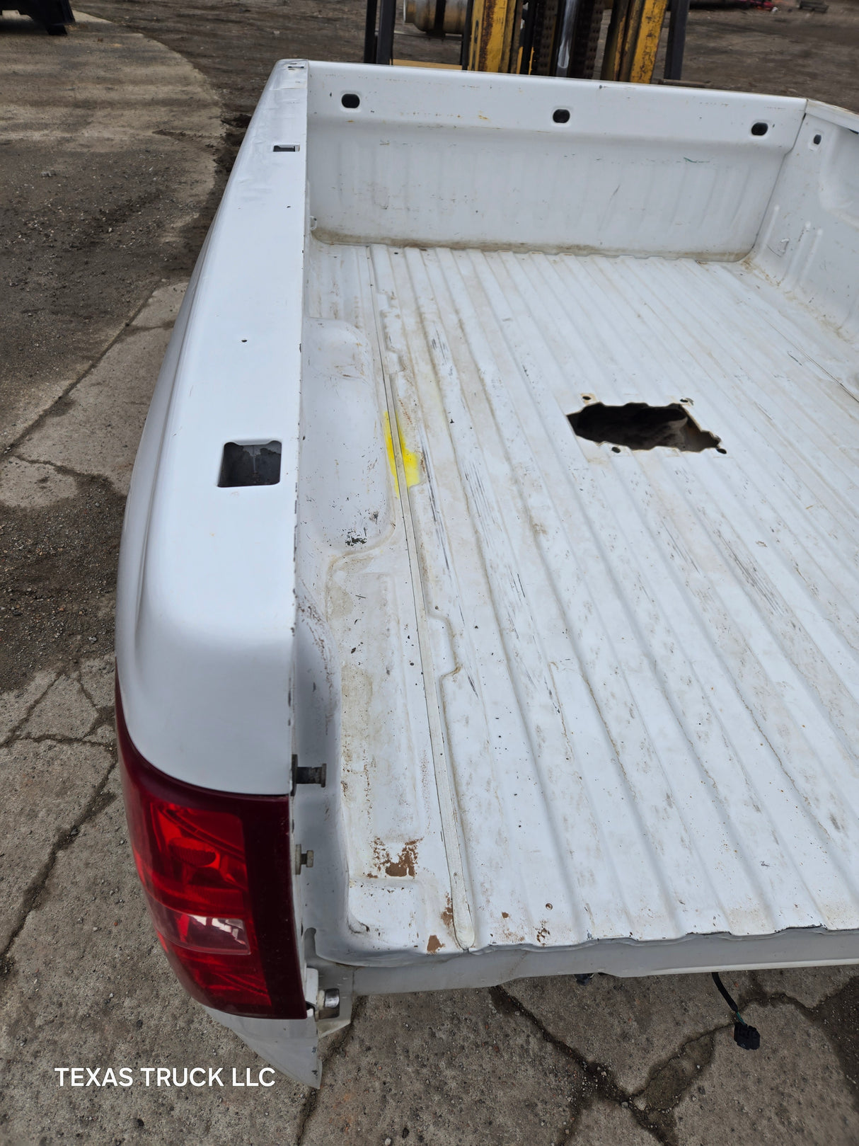 2007-2013 Chevrolet 1500 2500 3500 HD 8' Long Bed