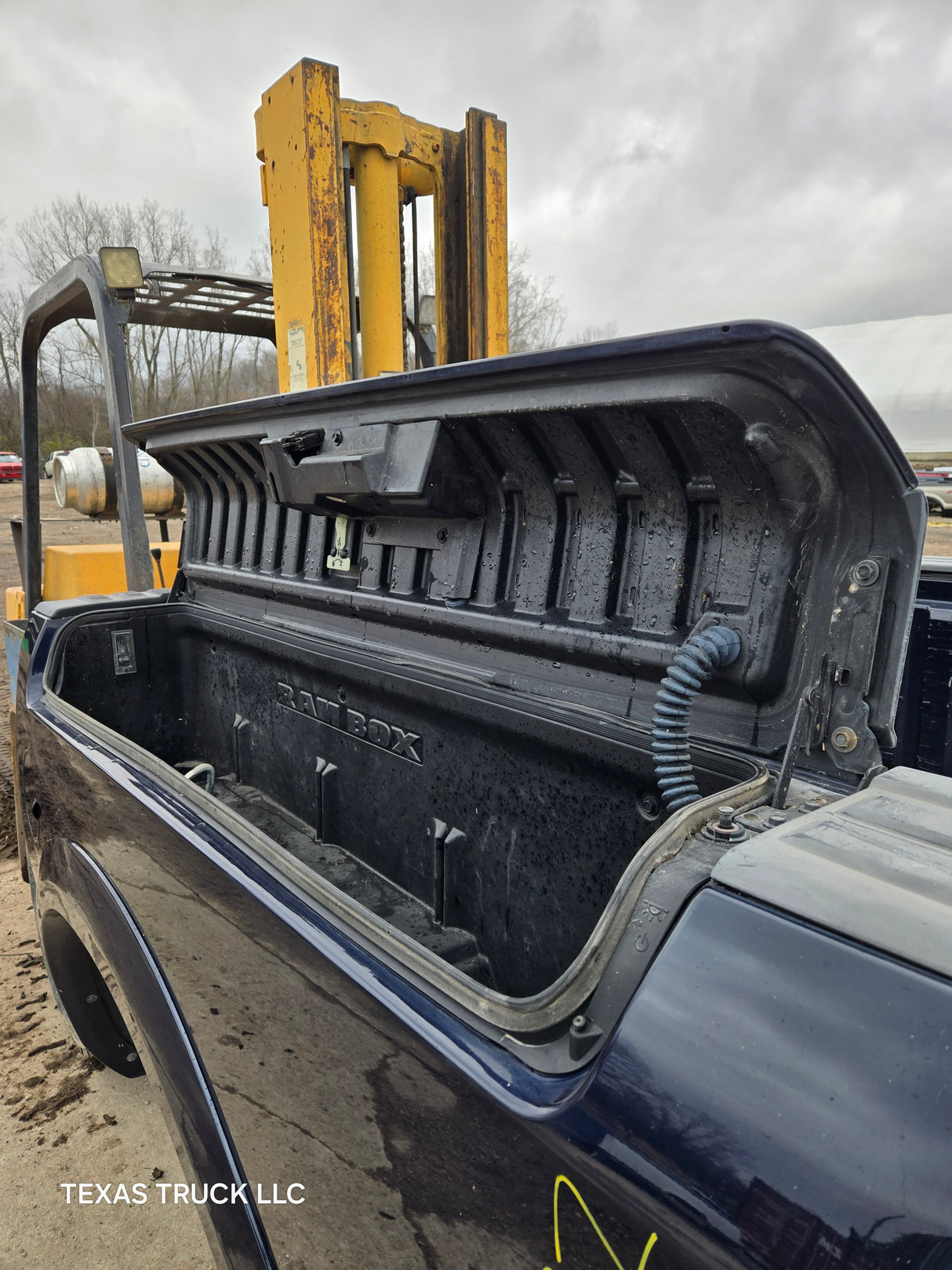 2009-2018 Dodge Ram 4th gen 1500 5' 7" Short Bed "Rambox"