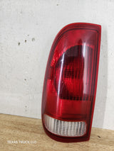 1999-2007 Ford Super Duty F250 F350 F450 F550 LH Driver Side Tail Light