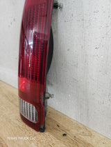 1999-2007 Ford Super Duty F250 F350 F450 F550 LH Driver Side Tail Light