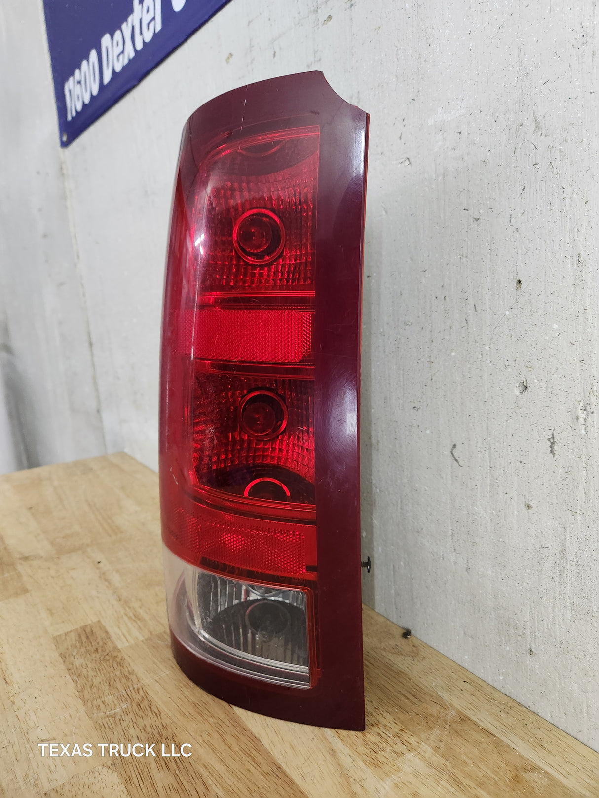 2007-2013 GMC Sierra 1500 2500 3500 LH Driver Side Tail Light