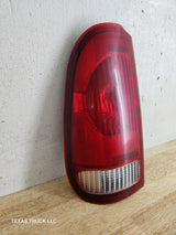 1999-2007 Ford Super Duty F250 F350 F450 F550 LH Driver Side Tail Light