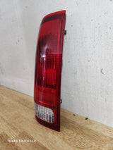 1999-2007 Ford Super Duty F250 F350 F450 F550 LH Driver Side Tail Light