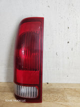 1999-2007 Ford Super Duty F250 F350 F450 F550 LH Driver Side Tail Light