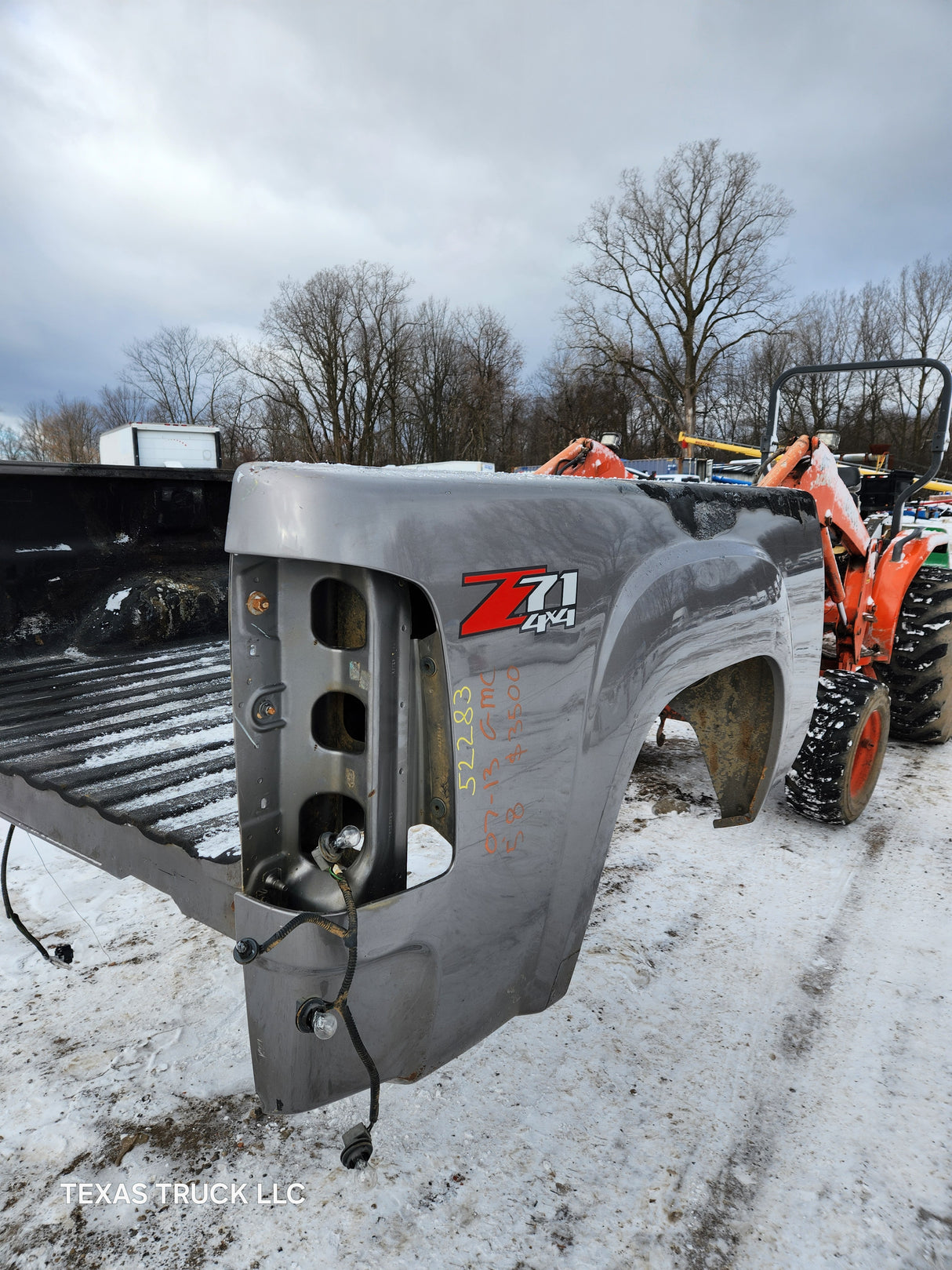 2007-2013 GMC Sierra 1500 5' 8" Short Truck Bed