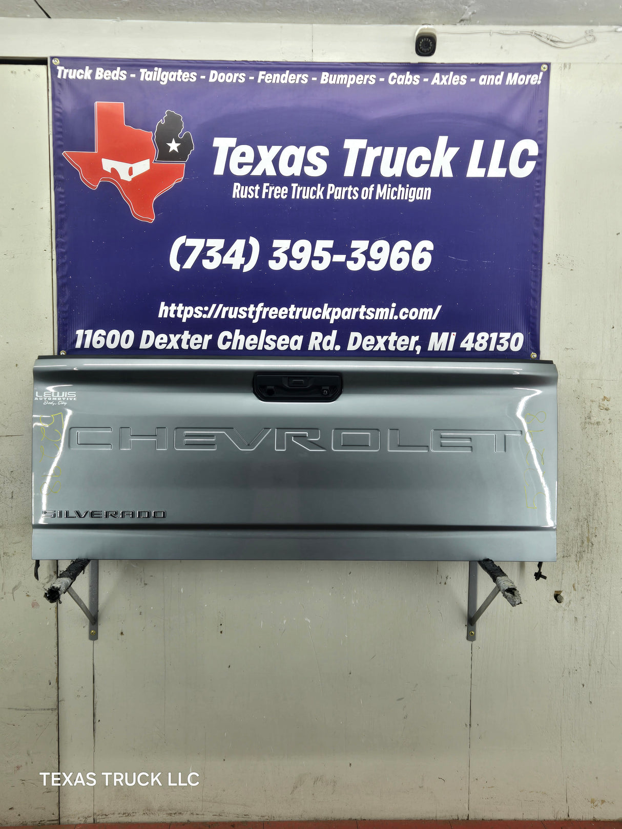 2019-2024 Chevrolet Silverado 2500 3500 Tailgate 2020 2021 2022 2023