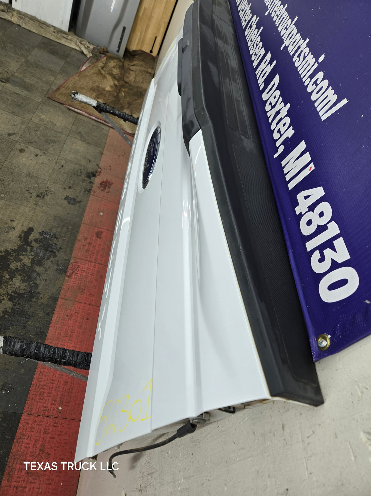 2017-2022 Ford Super Duty F250 F350 F450 F550 Tailgate