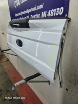 2017-2022 Ford Super Duty F250 F350 F450 F550 Tailgate W/Step