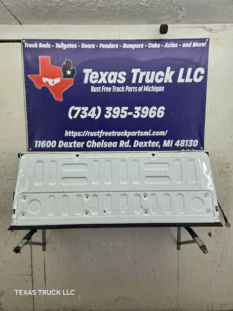 2017-2022 Ford Super Duty F250 F350 F450 F550 Tailgate W/Step