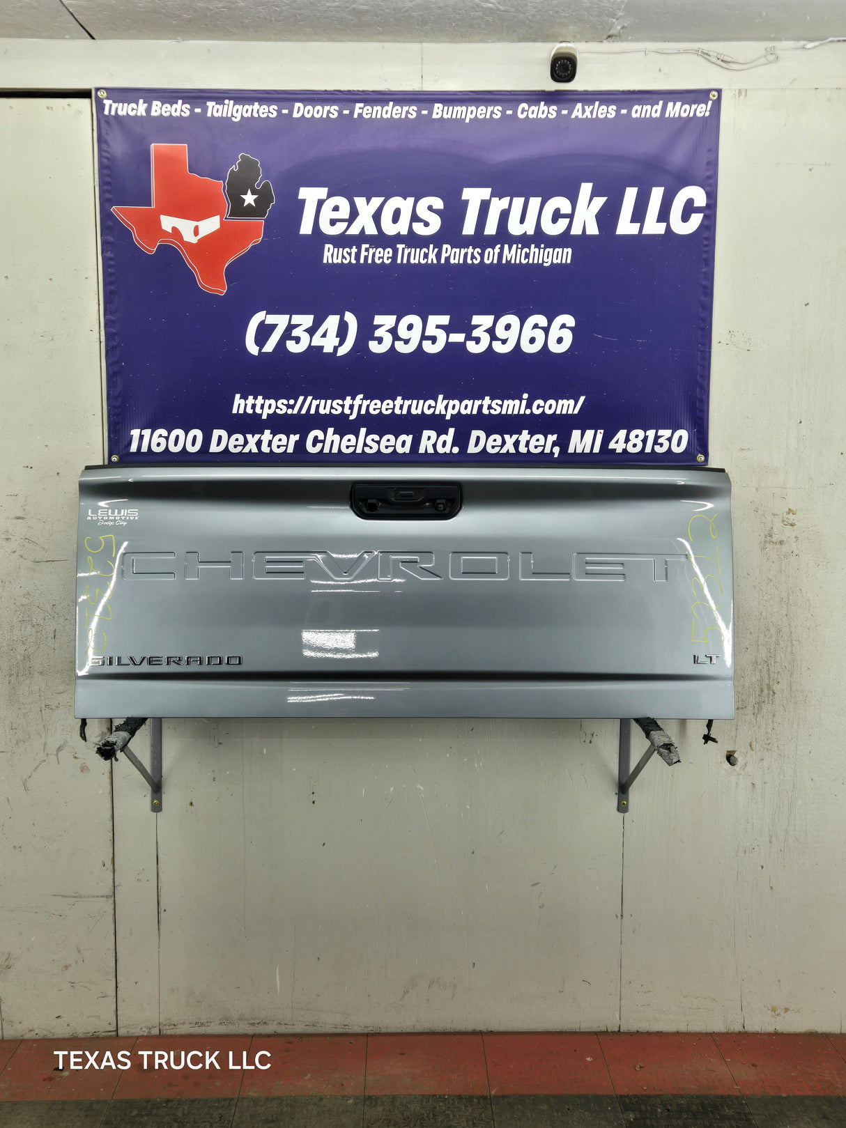 2019-2024 Chevrolet Silverado 2500 3500 Tailgate 2020 2021 2022 2023