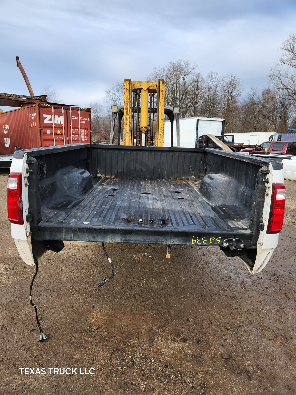 2011-2016 Ford F250 F350 Super Duty 6' 9" Short Bed Truck Bed